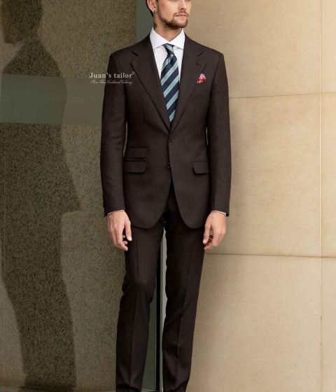 Suit Nâu Đỏ