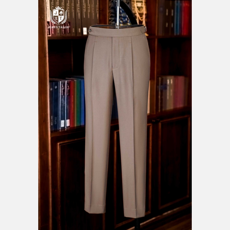 MOCHA PLEATED TROUSERS