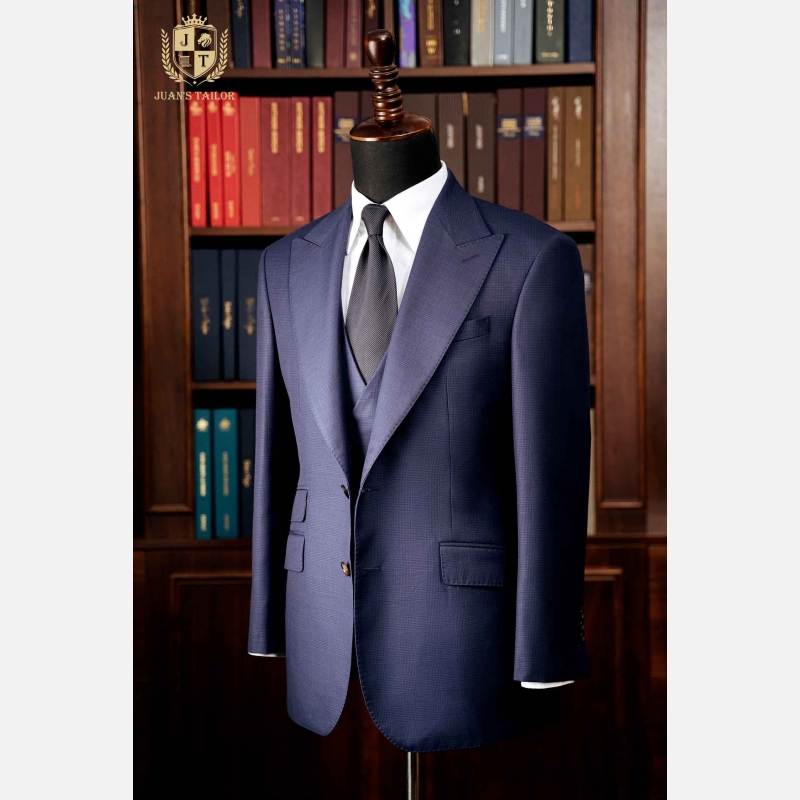 SUIT ROYAL BLUE