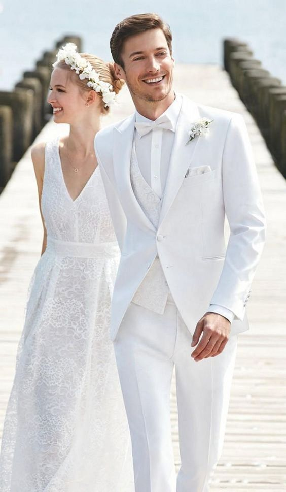 suit cưới màu trắng