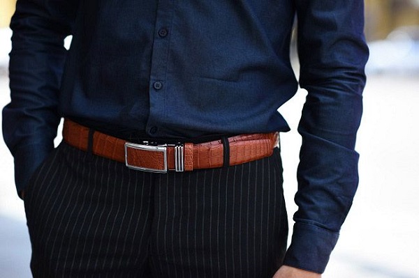 Mẹo đeo dây nịt nam chuẩn “biến hóa” với nhiều phong cách - XBow.vn