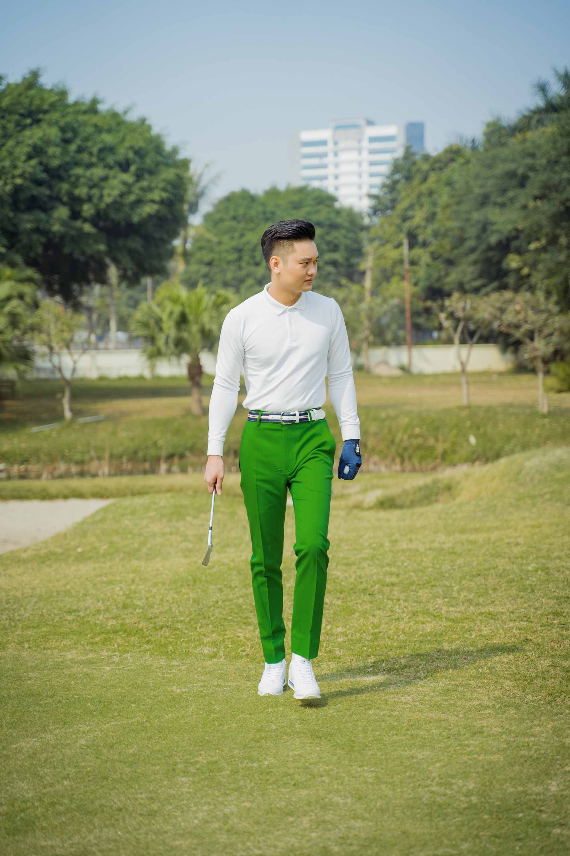 quần golf nam kẻ xanh lá