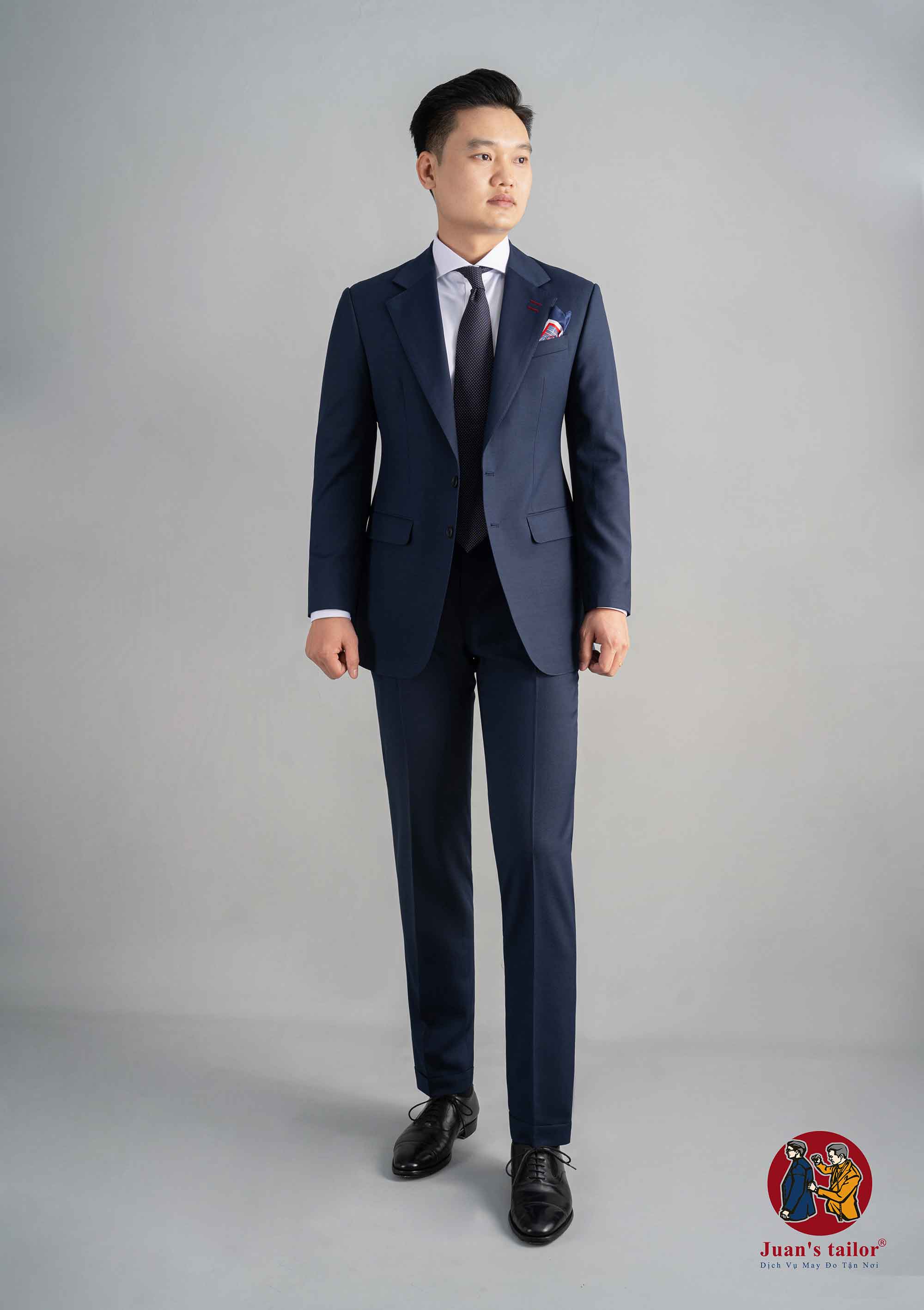 Dịch vụ cho thuê vest cưới Hà Nội mang đến sự tiện lợi cho chú rể