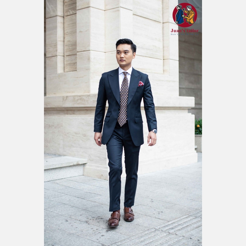 Có nhiều đơn vị cho thuê vest kỷ yếu Hà Nội uy tín, chất lượng 