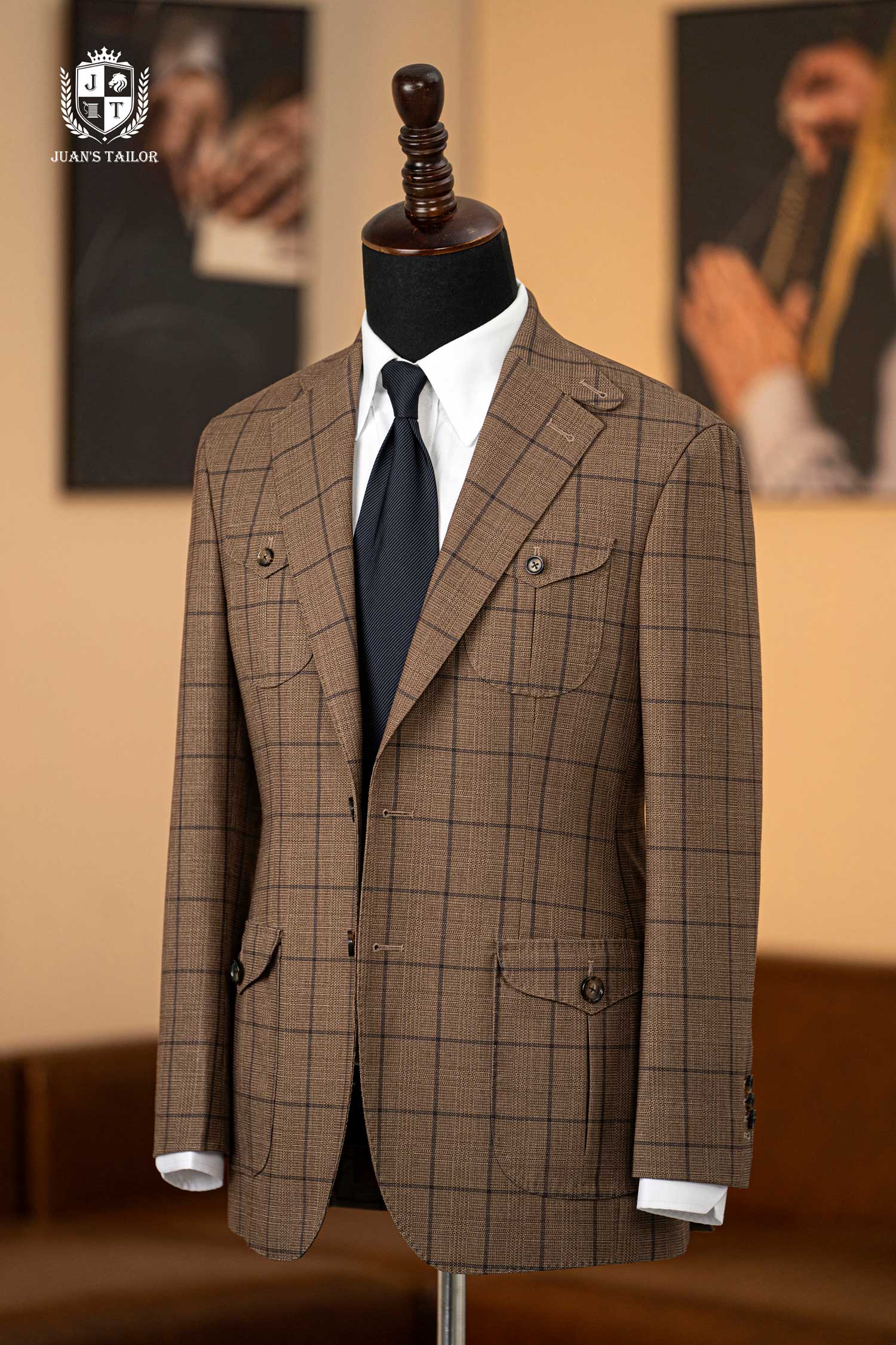 Cúc sừng được làm từ vật liệu tự nhiên, có vân riêng đặc trưng