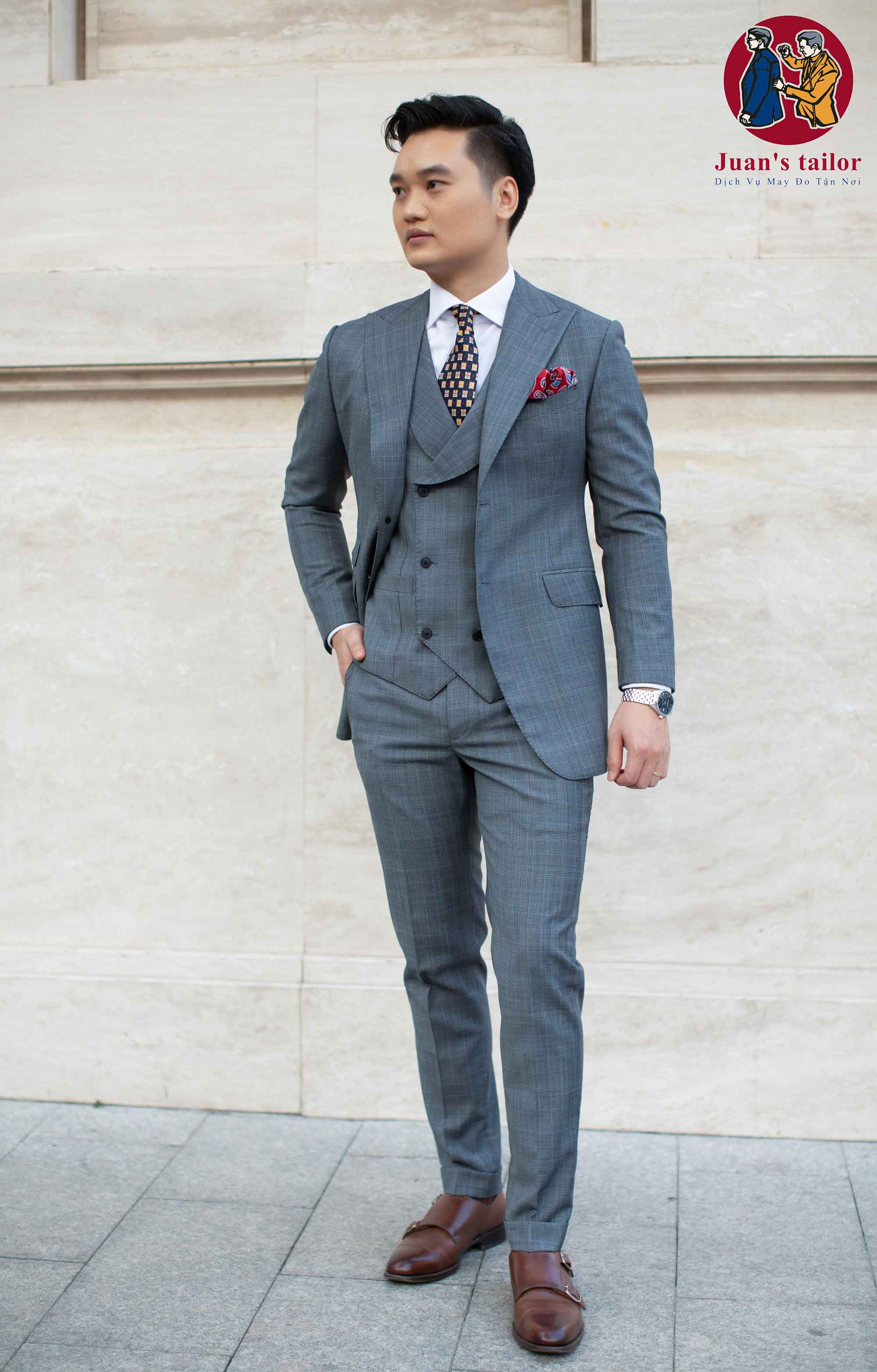 Đồng hồ quartz là dòng đồng hồ phổ biến nhất trên thị trường