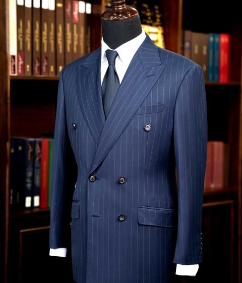 SUIT PINSTRIPE DOUBLE BREASTED